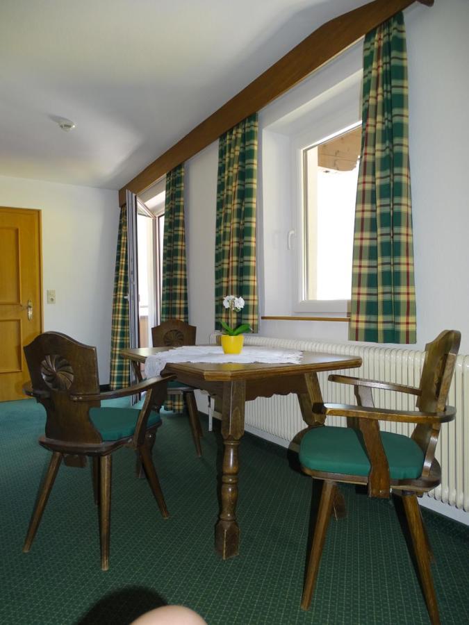 Apartment Windschnur By Piaunddirk Mayrhofen